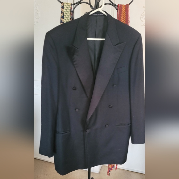 Ermenegildo Zegna Double-Breasted Suit Jacket - Picture 12 of 16